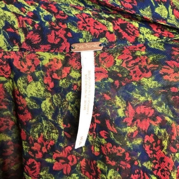 Free People S sheer floral button up red green - Picture 7 of 8